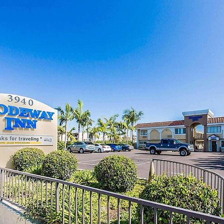 Rodeway Inn & Suites Inglewood Exteriér fotografie