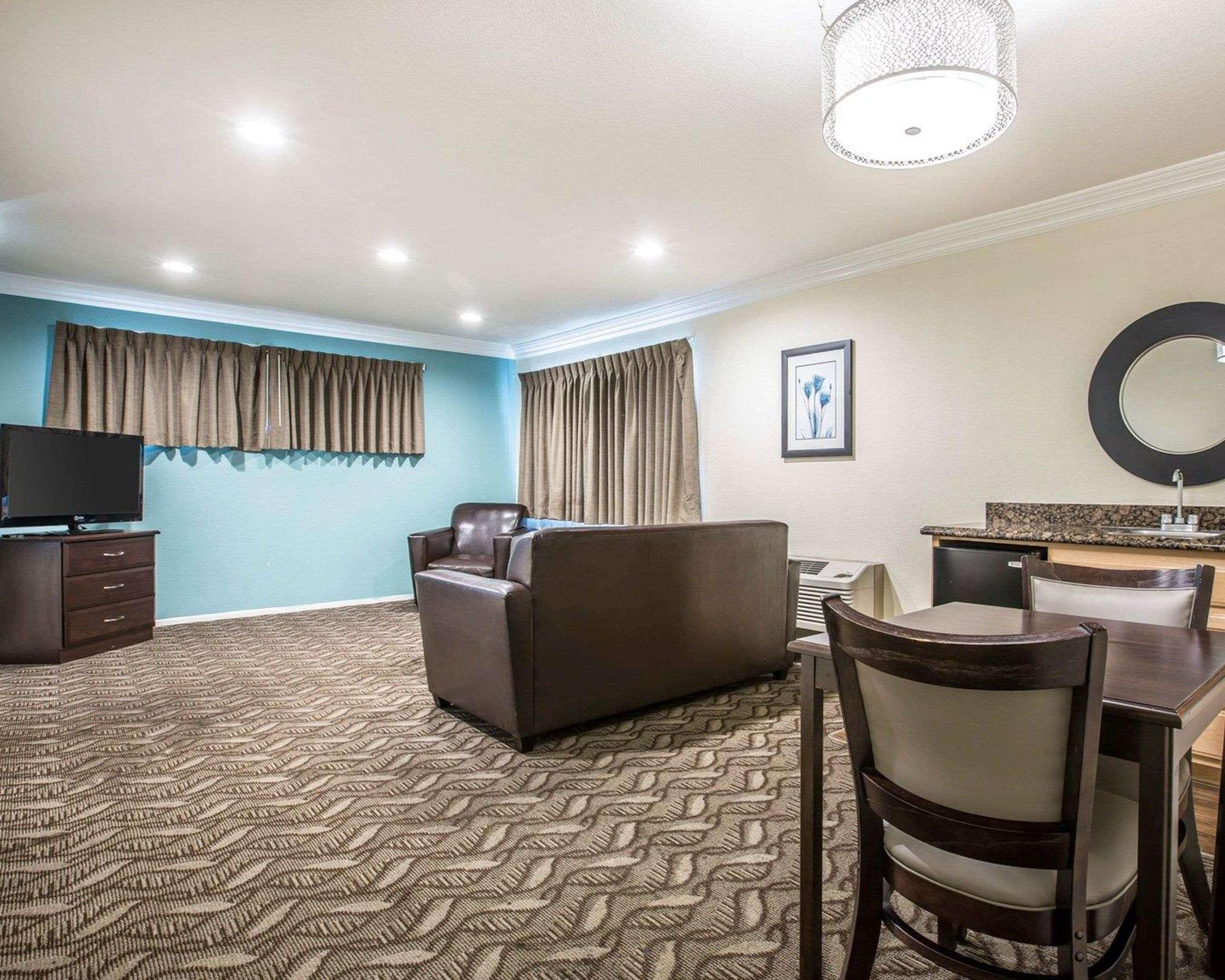 Rodeway Inn & Suites Inglewood Exteriér fotografie